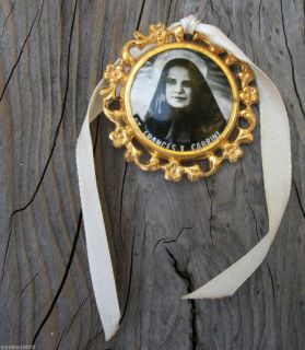 Vintage St Frances x Cabrini Nun Photo Pin Button