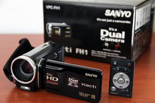 SANYO Xacti VPC FH1 Full 1080p 60p Video Camcorder Camera Remote Black 