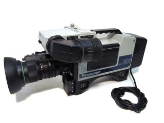 Panasonic WV 555 Professional VHS Color Video Camera w Canon PH15X7B 