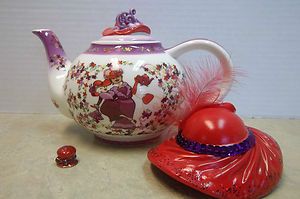 Cardew Tea Time Red Hat Society 2004 England Porcelain Teapot plus 
