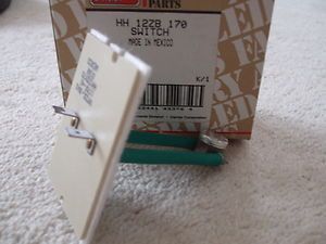 Carrier Bryant Furnace 3 High Limit Switch 170 L170F 40 HH12ZB170 New 