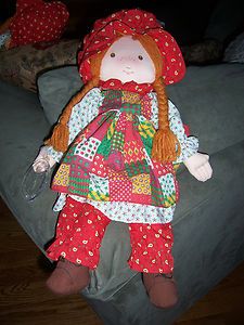 Holly Hobbie 20 Vintage 1988 Christmas Edition with Collectible 