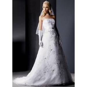 Used Oleg Cassini Wedding Dress Style CT232