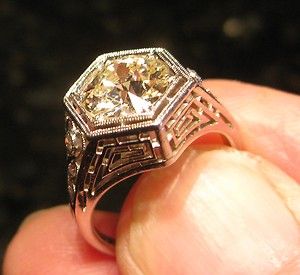 BIG 2.70ct Center Diamond Ladies Platinum Ring, K L Color, VS2, with 