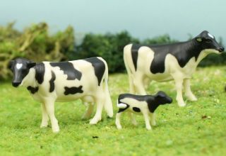 these are detailed miniature holstein cattle perfect for crafting and 