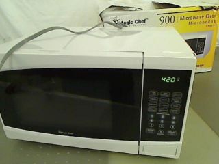 Magic Chef 0 9 CU ft Countertop Microwave 900 Watts in White