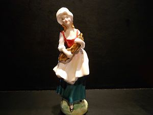 Royal Doulton Figurine Lizzie HN2749 Great Condition