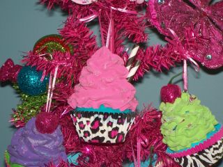   Leopard Hot Pink Fake Cupcake Christmas Ornament, Holiday Decorations