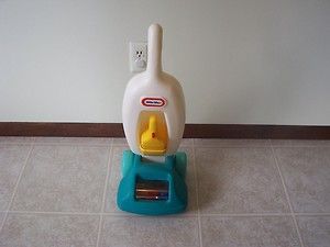 Little Tikes Child Size Vacuum Cleaner Plus Removable Handheld Pick Up 