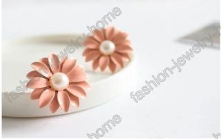 Lovely Fashion Chrysanthemum Flower Pearl Earrings Hot