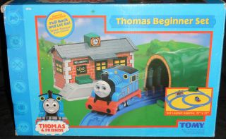 THOMAS AND FRIENDS THOMAS BEGINNER SET BY TOMY COMPLETE SET GREAT
