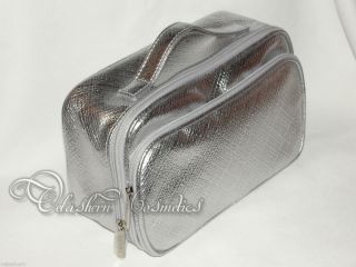 Clinique Bag Cosmetic Makeup Travel Deluxe Bag Silver Beautiful RARE