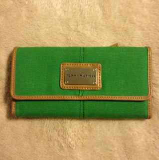 Tommy Hilfiger Wallet in Mens Accessories