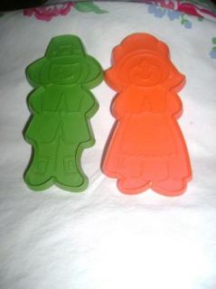  Thanksgiving Pilgrim Boy & Girl Plastic Cookie Cutters Green & Orange
