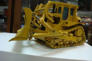 CATERPILLAR D8N Bulldozer with ROPS and Winch Custom NZG Conrad 1 50
