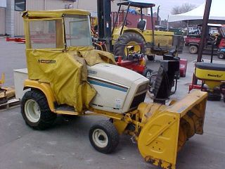 USED CUB CADET 1641 TRACTOR MOWER WITH 2 STAGE SNOWBLOWER AND 46 DECK