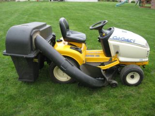 Cub Cadet 2186 Garden Tractor with Bagger