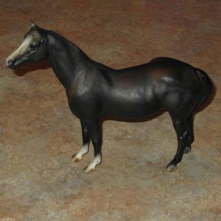 Breyer Dark Bay Quarter Horse Mare Classic Size Model Horse Equine