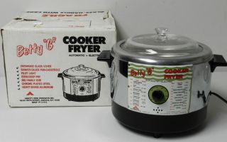 Vintage Betty G Deep Fryer Cooker Automatic Electric USA New in Box