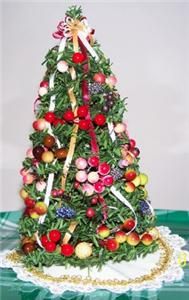 Della Robbia Christmas Tree Dollhouse Miniature Gorgeous