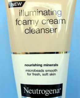 Neutrogena Illuminating Foamy Cream Minerals Cleanser Nurishing Soft