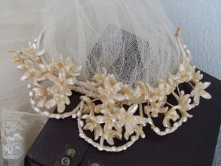 Antique Vintage Bridal Tiara Wax Flowers Veil with Lace