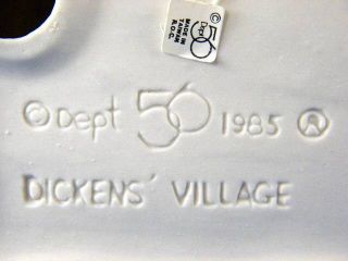 Dept 56 Dickens Village 1985 Thatched Cottage 65188