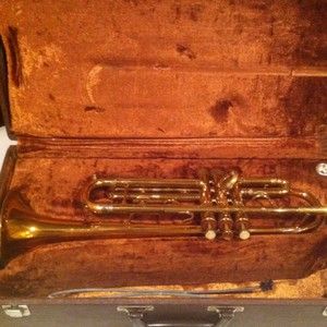 Conn Doc Severinsen 1000B Signature Trumpet Doc Hard Case Mouthpiece