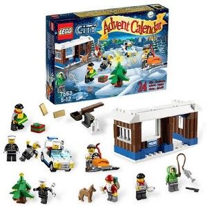 Lego City Advent Calendar 7553 232 Piece Complete Christmas SEALED