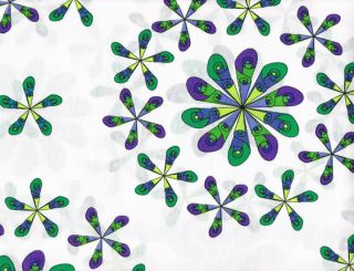 Quilt Quilting Fabric Dancing Doodles Flower Scrolls White Green