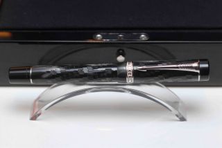 Parker Duofold DNA Limited Edition Fountain Pen M New