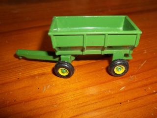  John Deere Wagon for Grain 1 64 Scale
