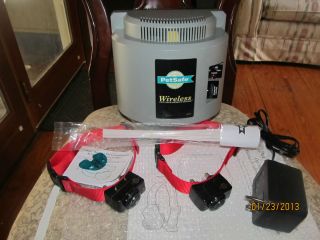 BARELY USED PET SAFE PIF 300 2 DOG COLLARS WIRELESS CONTAINMENT FENCE