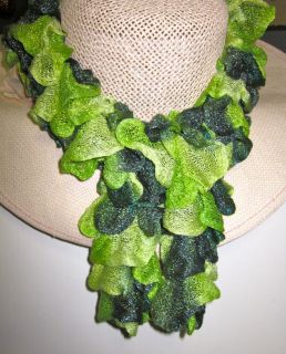 Hand Knit frothy frilly ruffle short scarf net yarn forest emerald