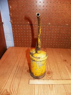 Vintage DUTTON LAINSON GOLDEN ROD 1 1/2 Pint Pump Oiler / Oil Can