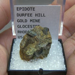  Uncommon Locality Epidote Crystals DURFEE HILL GOLD MINE RHODE ISLAND