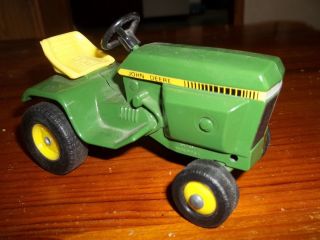  John Deere Garden Tractor 1 16
