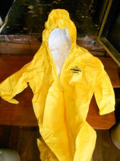 Dupont Tyvek QC Hooded Hazmat Suit Coveralls by Lakeland Ind Size XL