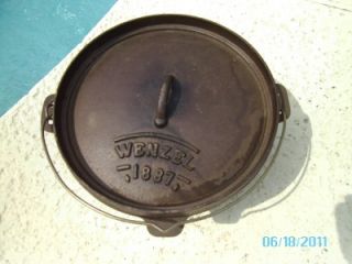  Cast Iron Dutch Oven Kettle w Lid Handle 8qt Flat Bottom Used
