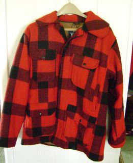 Vintage Woolrich Mackinaw Hunting Field Red Black Plaid Size L Jacket