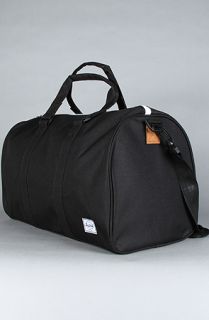 HERSCHEL SUPPLY The Ravine Duffle Bag in Black