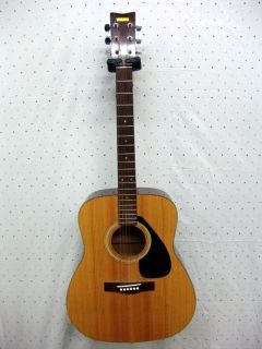 Yamaha FG 332 1 Acoustic Guitar