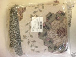 FINGERHUT Tapestry Furniture Throw 70X140 New in Pack