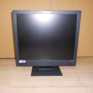 Planar PL1910M BK 19 LCD Flat Panel Monitor w Video Cable WORKING FREE