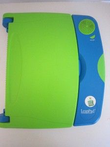 LEAP FROG LEAPPAD WITH BOOK LEARNING SYSTEM   EXCELLENT   RARE HARD