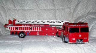 1992 Funrise Vintage Hook and Ladder Fire Truck Engine Great Working