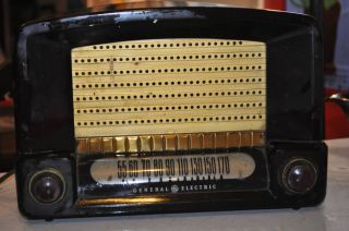 General Electric Vintage Bakelite Radio