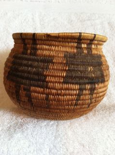 Vintage Paiute Indian Basket Bean Pot Shape