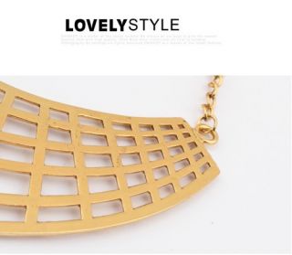  Vintage Style Gold Hollow Out Crescent Bib Collar Necklace