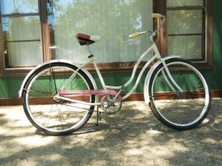1964 Vintage Schwinn Hollwood Girls 26 Bike